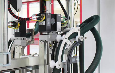 Automatic adjustment with positioning systems PSE from halstrup-walcher